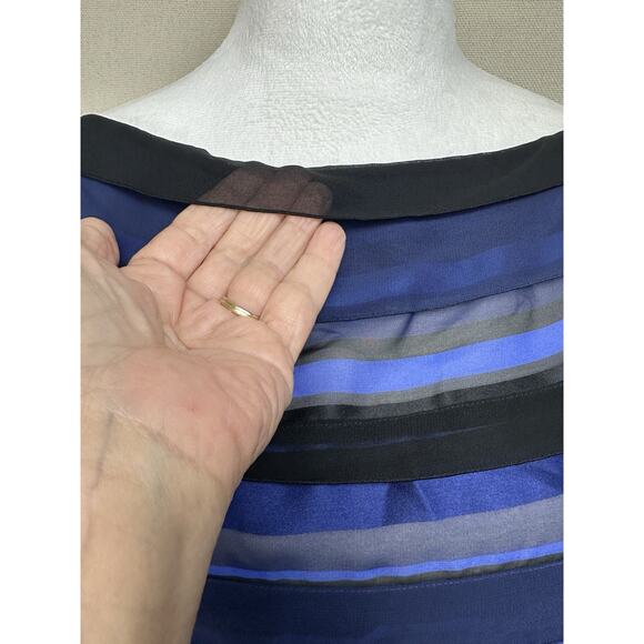 Lane Bryant Women 22/24 Sheer Navy Black Blue Striped Blouse Elastic Bottom Hem - Picture 6 of 16